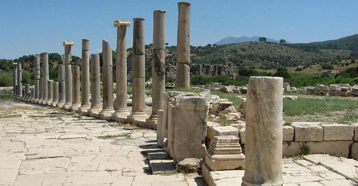 город Патара