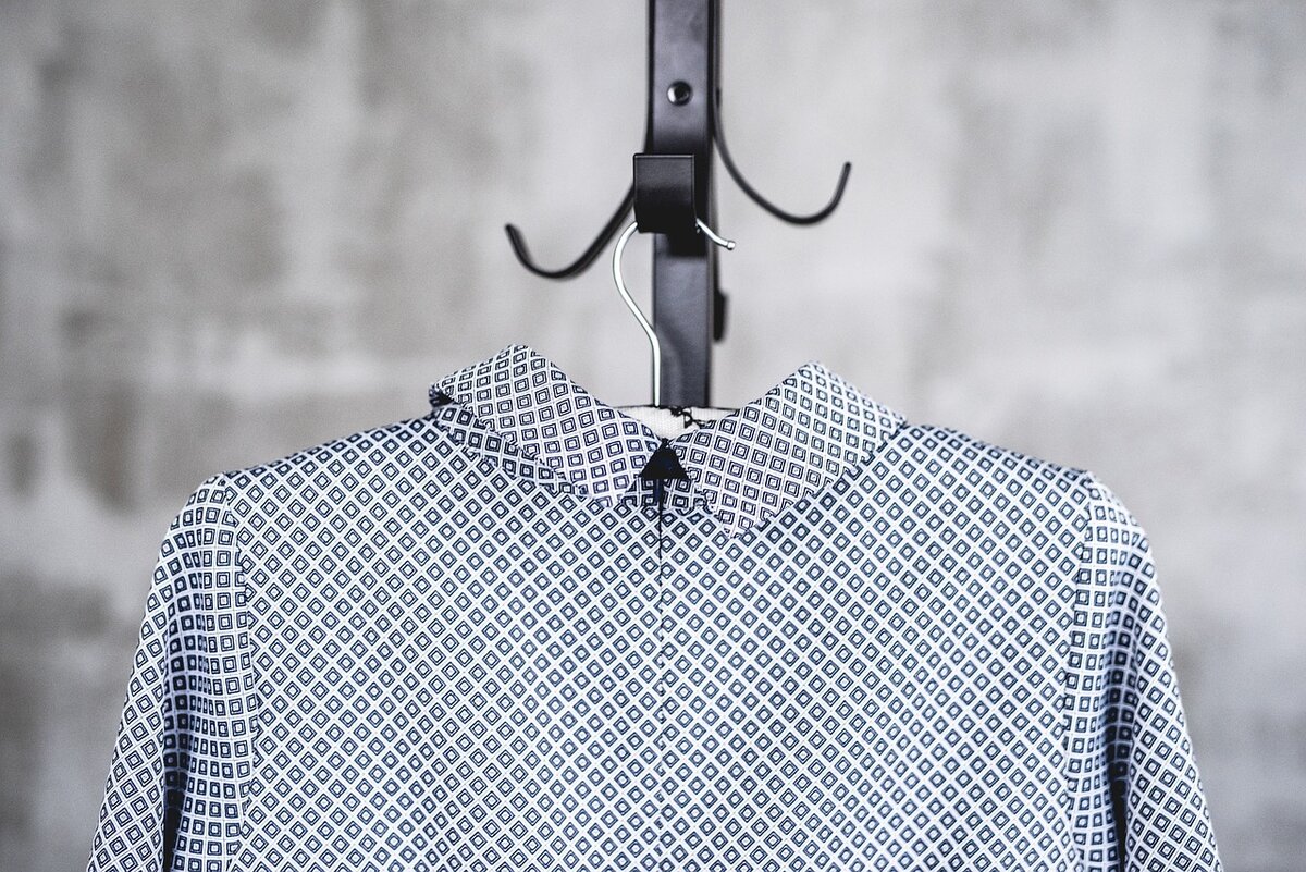 не следует носить одну и ту же вещь каждый день