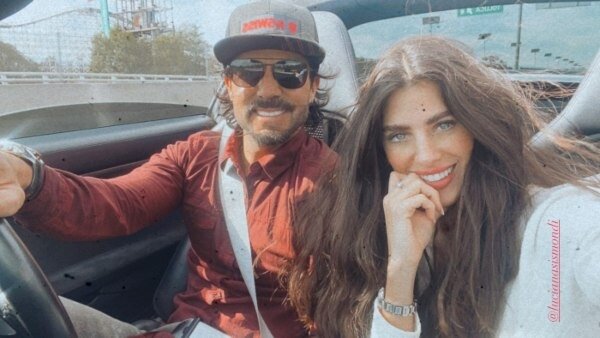 Хосе Рон в компании прекрасной аргентинки Лусианы Сисмонди