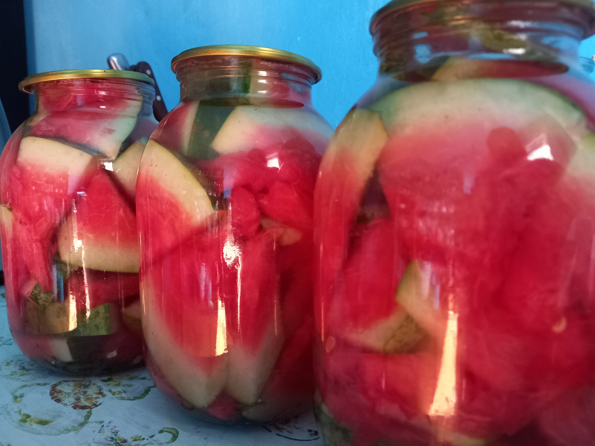 Арбузы маринованные сладко-кислые, с уксусом. 