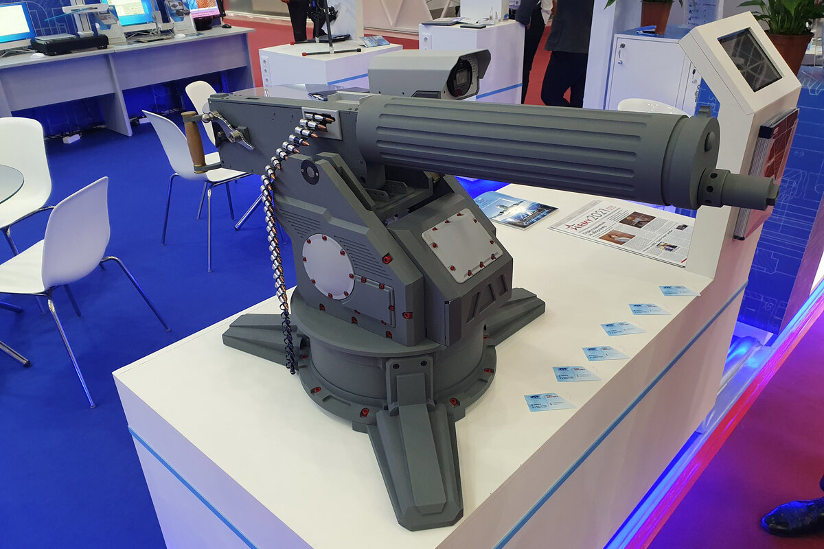 Шутка со стенда завода "Протон", лучшим образом показывающая состояние новых технологий.