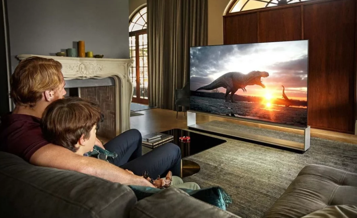 Победитель от LG(изображение с сайта https://tv-vybor.ru/novosti/2251-sony-oled-a90j-poluchaet-zvanie-korolja-4k-tv-a-lg-oled-zx-korolja-8k-tv.html)