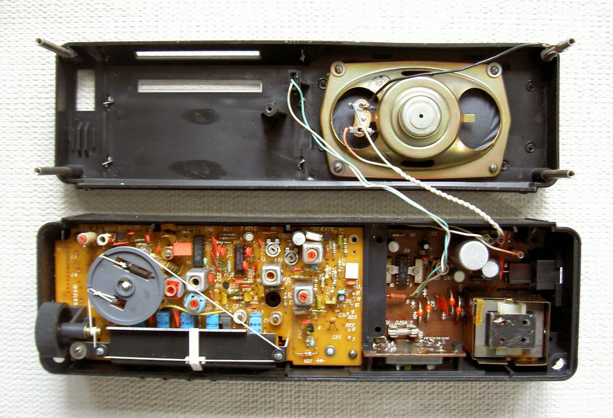 Переделки приемников. Радиола минск р7. Приемник сокол 308. Радиоприемник ламповый "комсомолец". Блок укв-2-2-е.