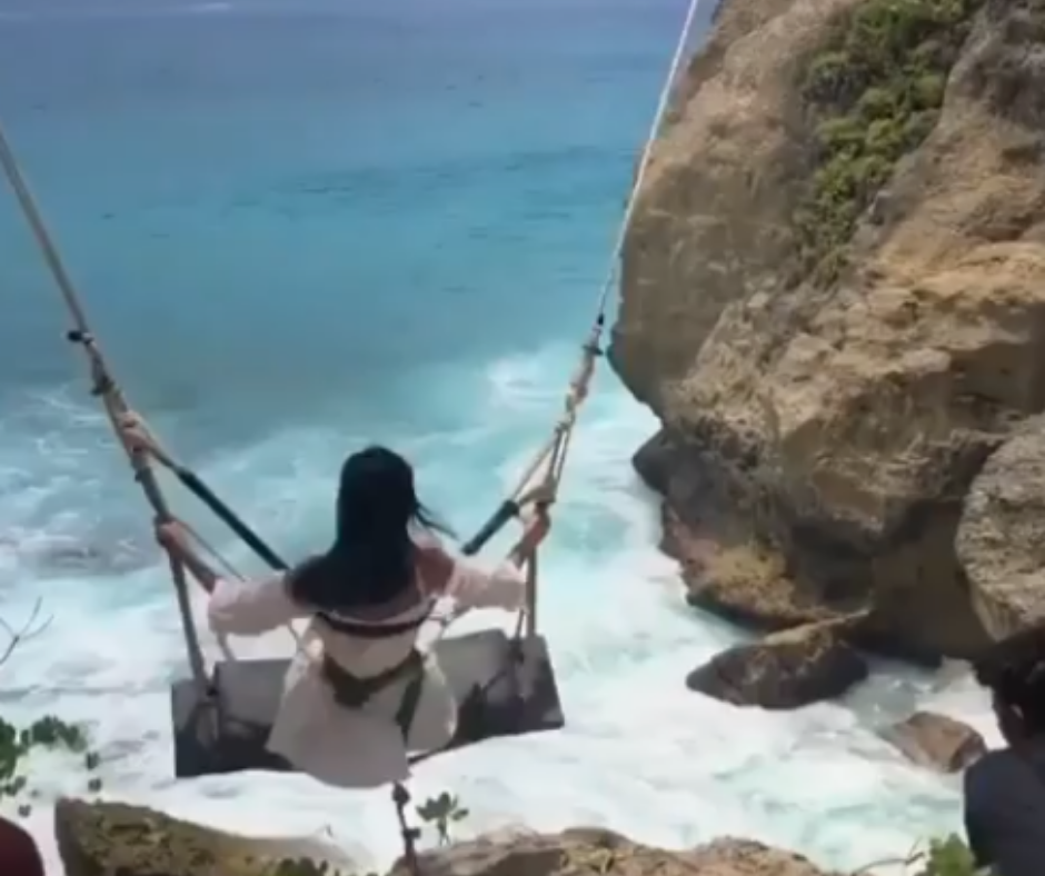 Красивый вид какого-то красивого места)