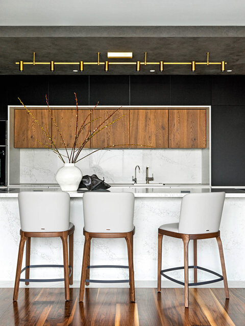 Зона кухни. Кухня, Nolte. Барные стулья, Cattelan Italia.