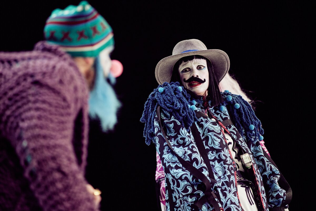     «Слуга двух господ. Russian edition» по пьесе Карла Гольдони режиссера Юрия Муравицкого Фото: Геворг Арутюнян (предоставлено пресс-службой)