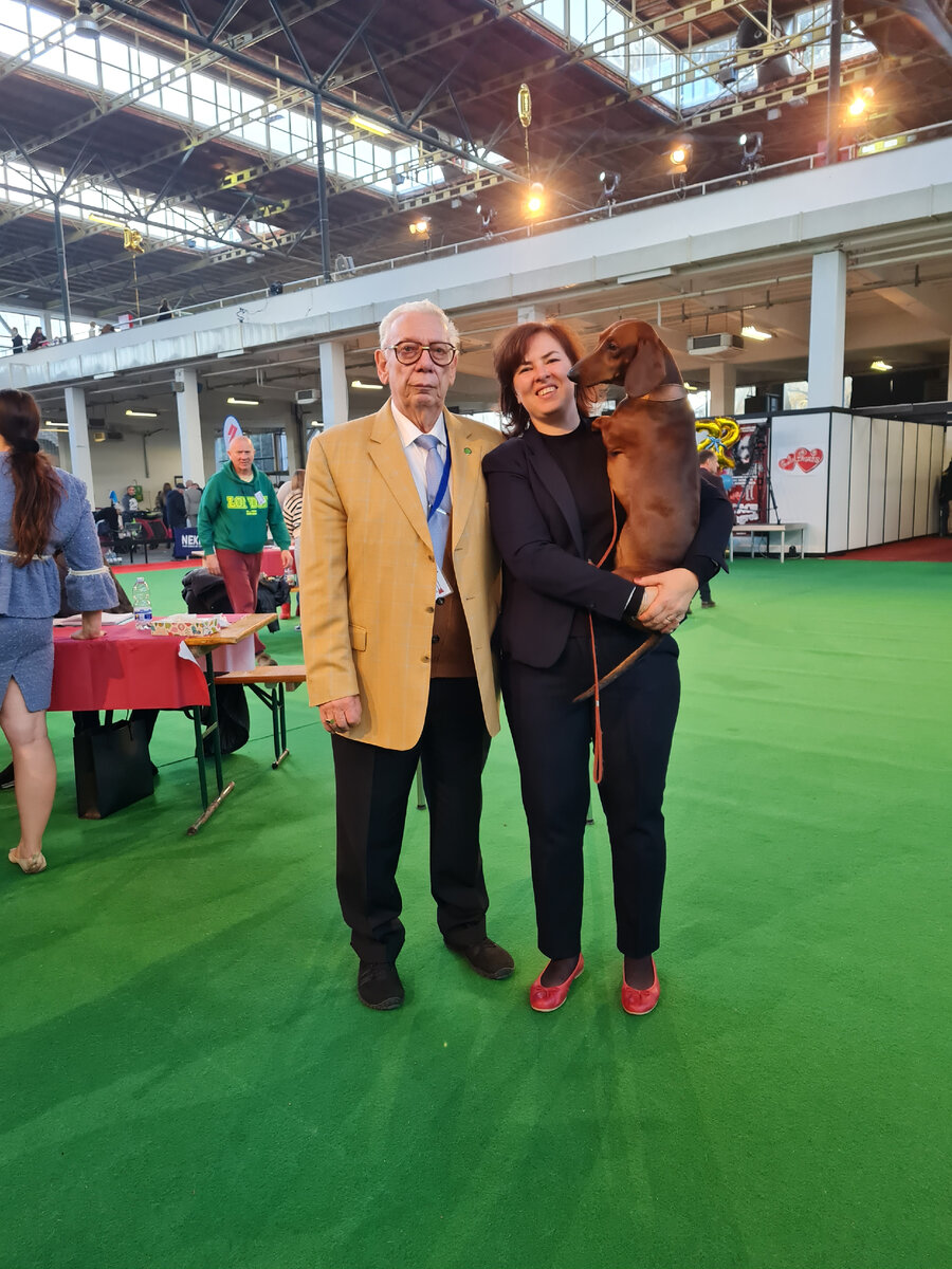 С судьей Walter Jungblut