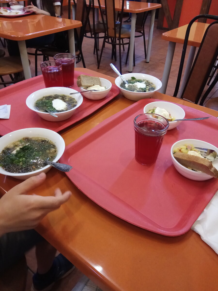 Первый раз ужинаем в Доброй столовой на 190р