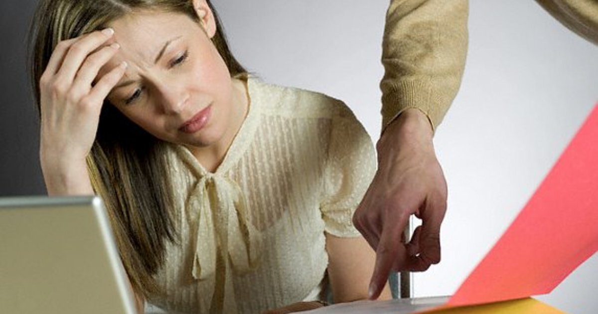 Ты вдруг становишься в чём-то недостаточно хорошо для того, кто был тебе так близок и дорог...