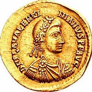 Солид Валентиниана III. Источник: Wikimedia Commons
