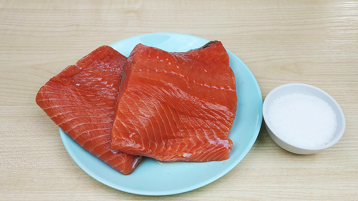 Как правильно солить в домашних условиях красную рыбу