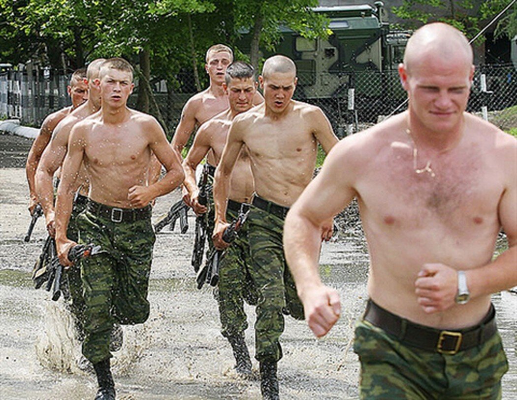 Армейский бег - это вам не это. Источник: Яндекс.Картинки