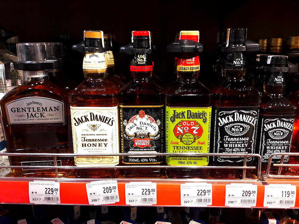 более 40 градусов. стирка 30 градусов. стирать при температуре не выше 40 градусов. более 40 градусов. стирка при 40 градусах значок.