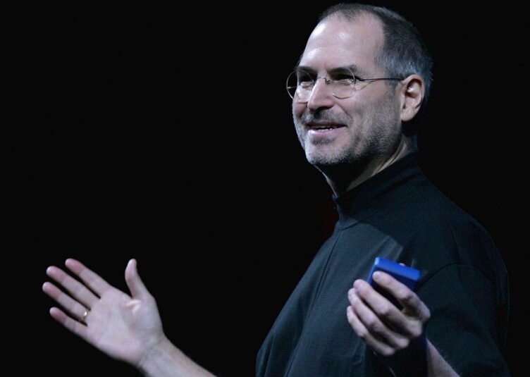 Стив  Джобс.