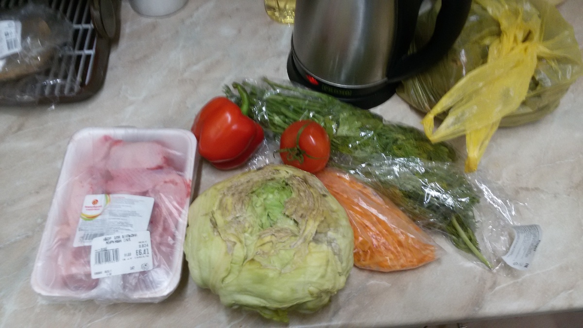 Это ингридиенты для обеда бесплатного для сотрудников.