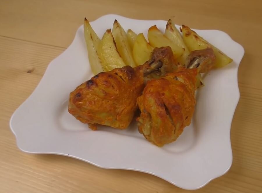 Красивое, ароматное и бюджетное блюдо - курица в сметане