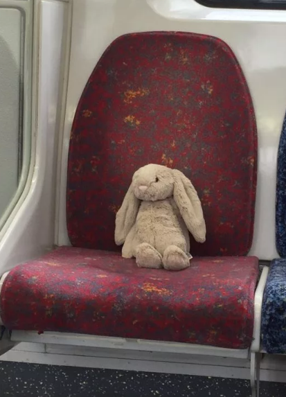 Картинка зайки взята с сайта medialeaks.ru 