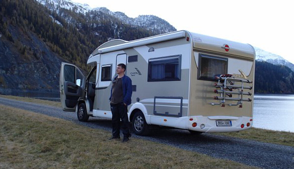 Я: стою. Мир: ждет меня на моей тачке. 