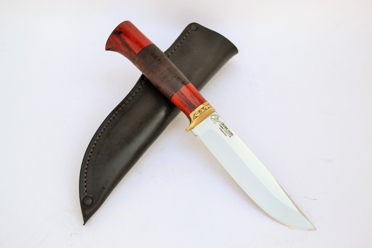 Нож "Ирбис" из нержавеющей стали 110Х18, рукоять - дерево падук, кожа, латунь