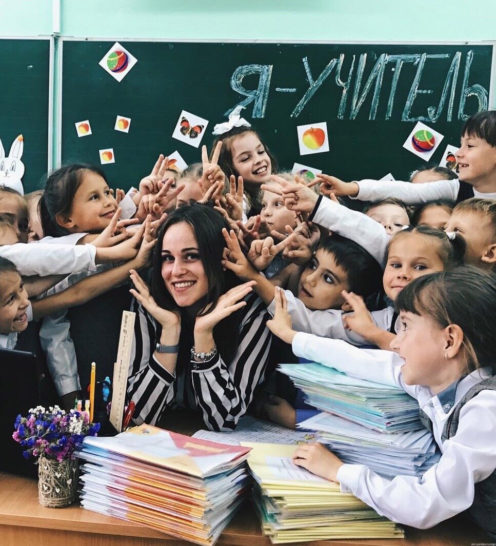 Вы можете кликнуть на слово, в котором, по Вашему мнению, есть ошибка. Если она там действительно есть - Вы увидите картинку с надписью «Вы правы!». Ну а если ошибки в этом слове нет - увидите сообщение «Увы, Вы ошиблись». Либо просто сверьтесь с ответом в комментариях.