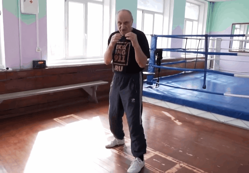 Левый боковой