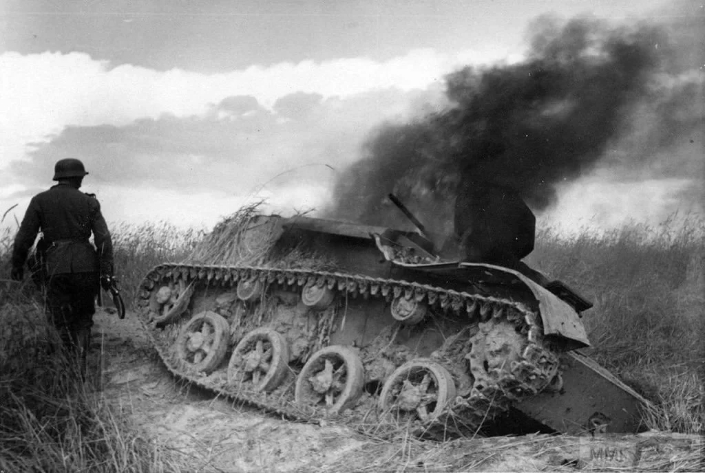 ожесточенные танковые бои