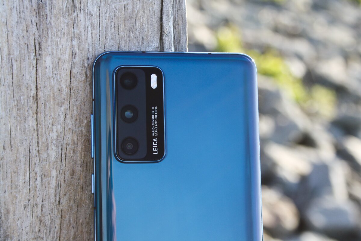 Блок основных камер Huawei P40 / листай вправо