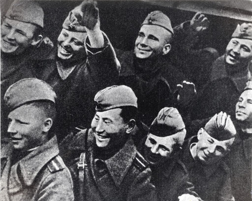 Е1.ru   Добровольцы...