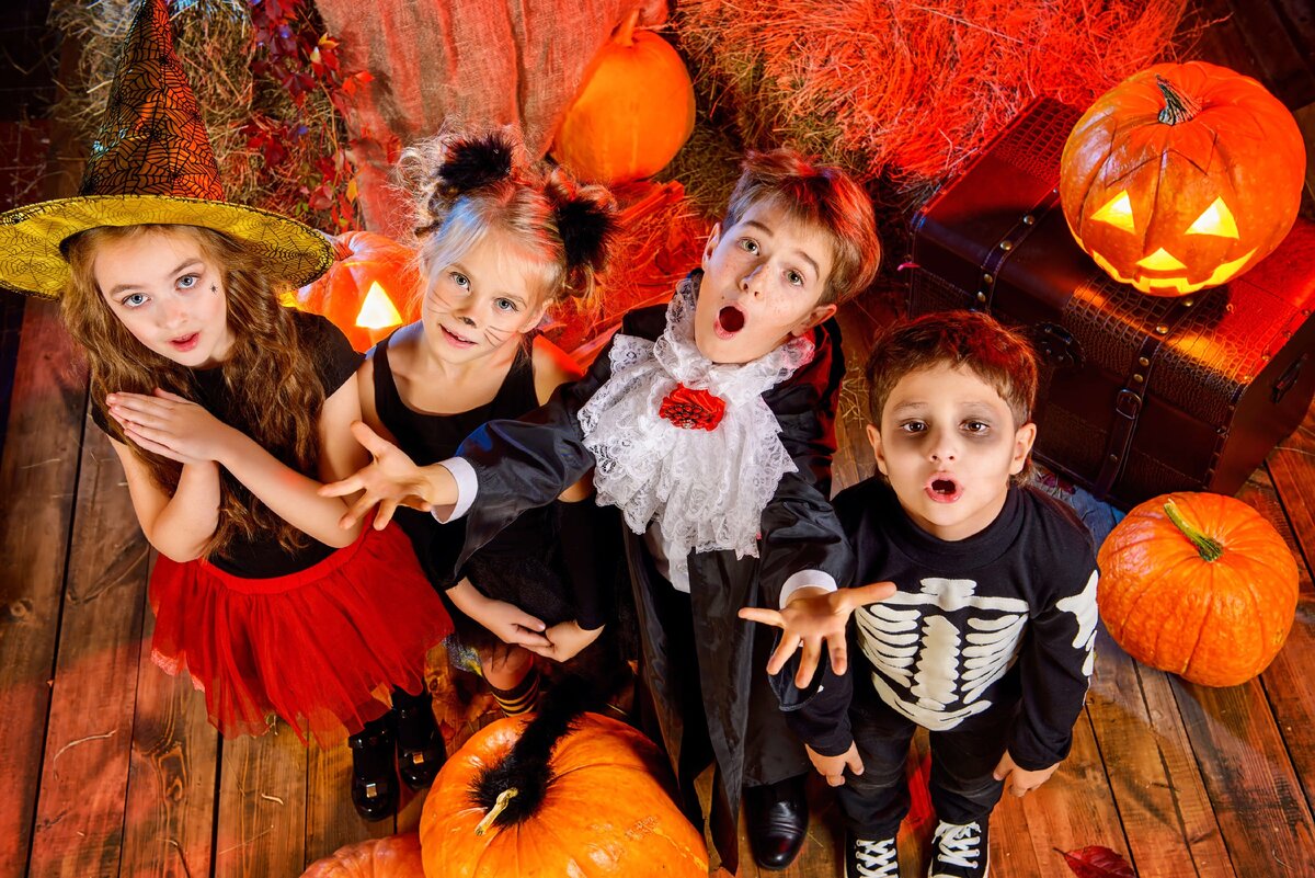 Костюм на Хэллоуин своими руками: простые и бюджетные варианты для всей семьи