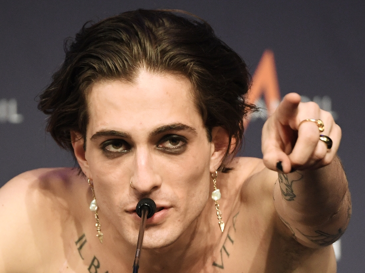 Музыканты тоже пьют