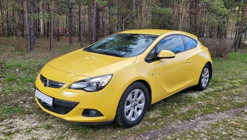 Opel Astra j GTC РЎ Р»СЋРєРѕРј