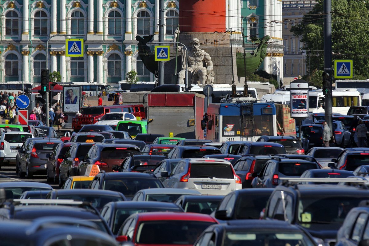 Стрелка В.О. самый центр города...