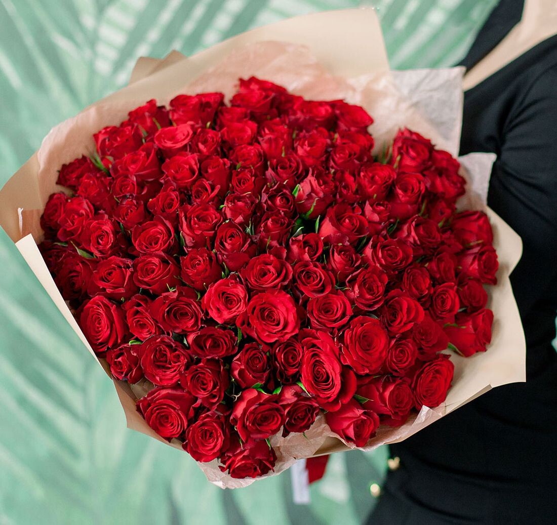 Чем больше розочек, тем интереснее выглядит букет