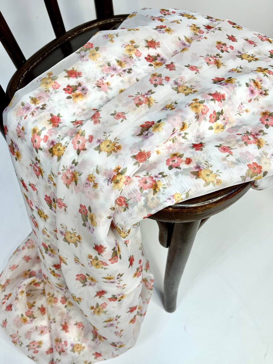 Листайте галерею. Все фото автора.
