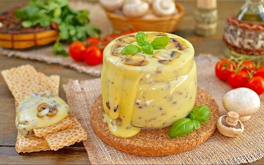 Плавленый сыр с шампиньонами.