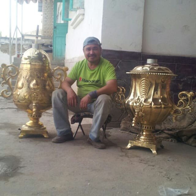 Узбекские самовары - переделки из советских буфетных самоваров. Фото из открытых источников.