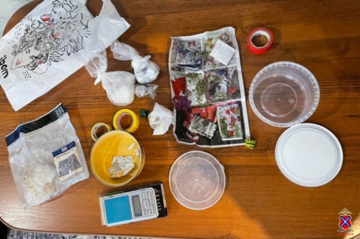    Семейным делом стала для супругов из пригорода наркоторговля в Волгограде