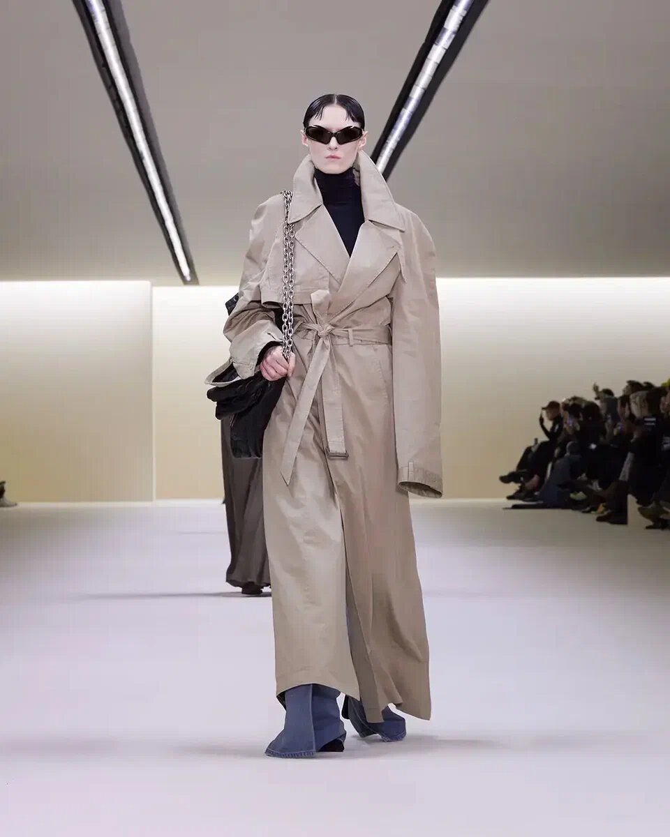 Balenciaga осень-зима 2023-2024