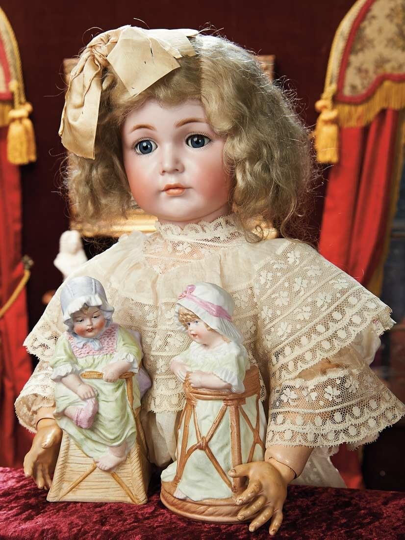 Old doll. Старинные куклы. Антиквариат куклы. Антикварные куклы из фарфора. Немецкая Винтажная фарфоровая кукла.