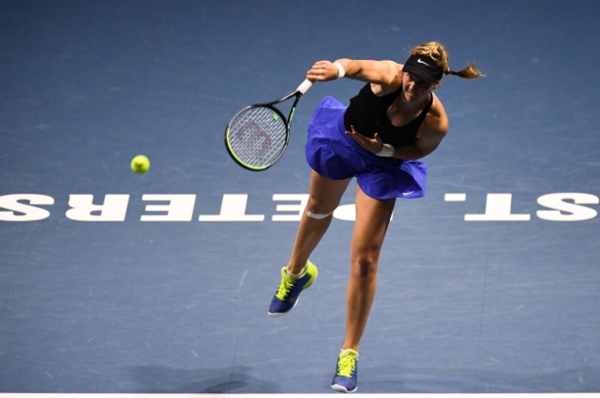    Теннисистка Самсонова вышла в четвертьфинал турнира WTA в Канаде