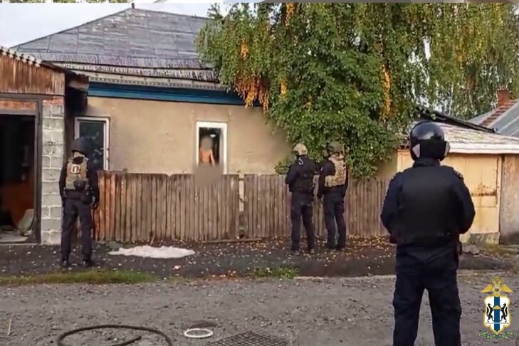 В казани извращенец похитил