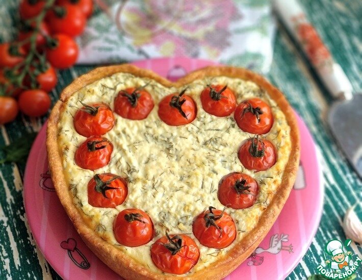 Быстрый и простой в приготовлении тарт с солёным творогом и зеленью в домашних условиях - это хороший перекус или вкусная закуска, которую можно подавать к столу как горячей, так и холодной.