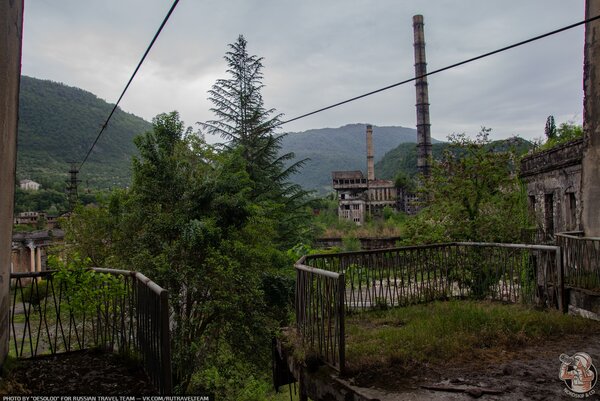 Разруха и Безысходность. Абхазия, страна заброшенного Советского Наследия?