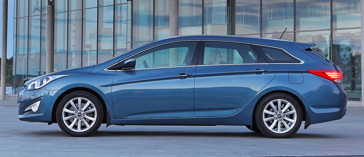 Hyundai i40 универсал. Фотография с сервиса Яндекс Картинки 