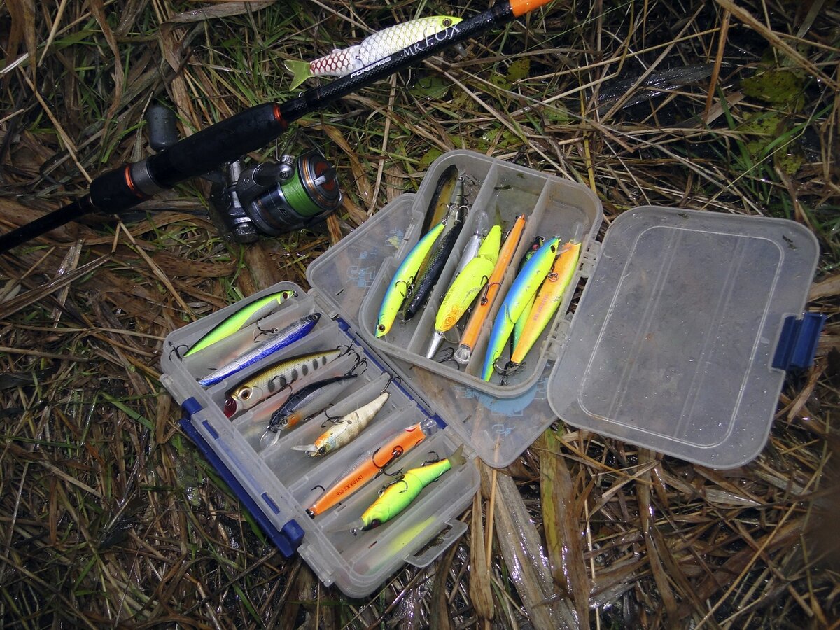 Чтобы собрать пару маленьких коробочек проверенных воблеров, придется раскошелится, одно радует, что собираются они годами )))