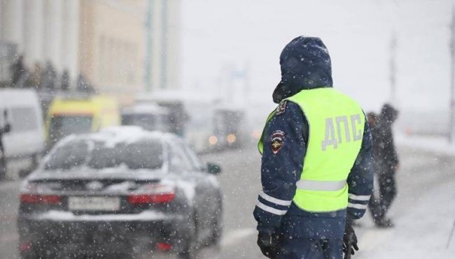  
В России изменится состав сопроводительных документов на автомобили. Это произойдет в связи с введением ГОСТа по информированию потребителей о показателях энергоэффективности и экологии транспортных средств.
