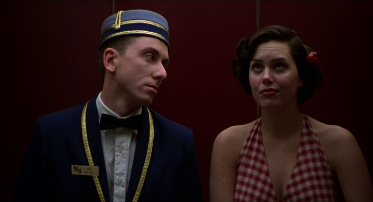 Кадр из фильма "Четыре комнаты" (1995)