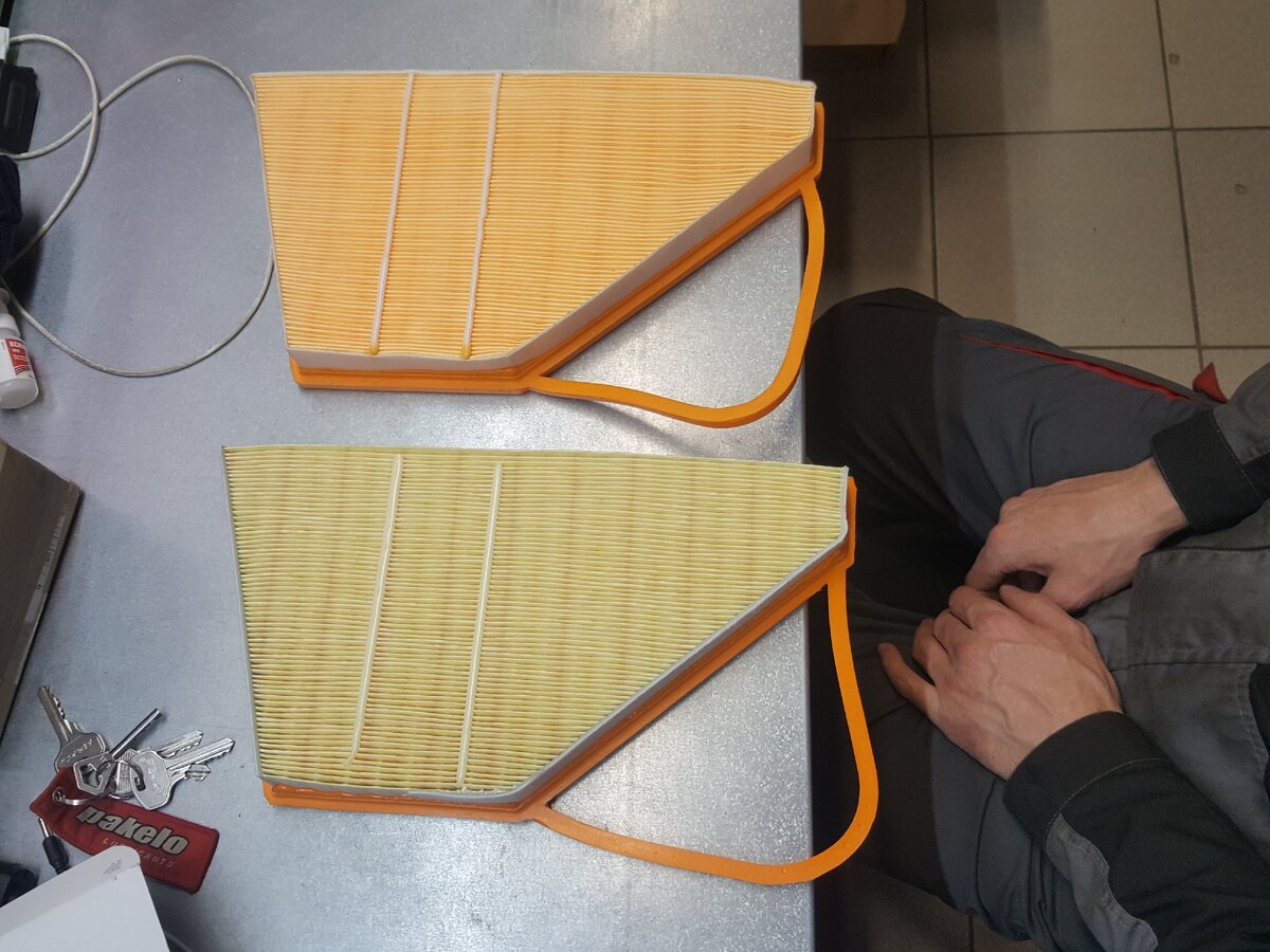 На первый взгляд похожи