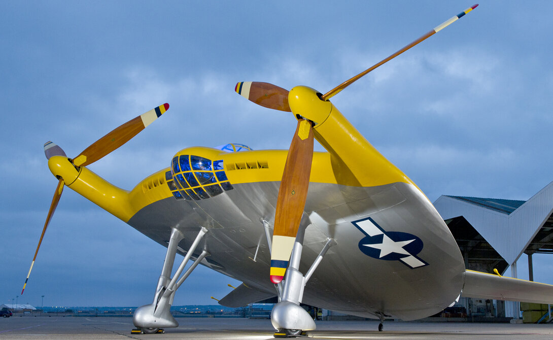 Vought XF5U-1 Flying Pancake (англ. flying pancake — «Летающий блин»)