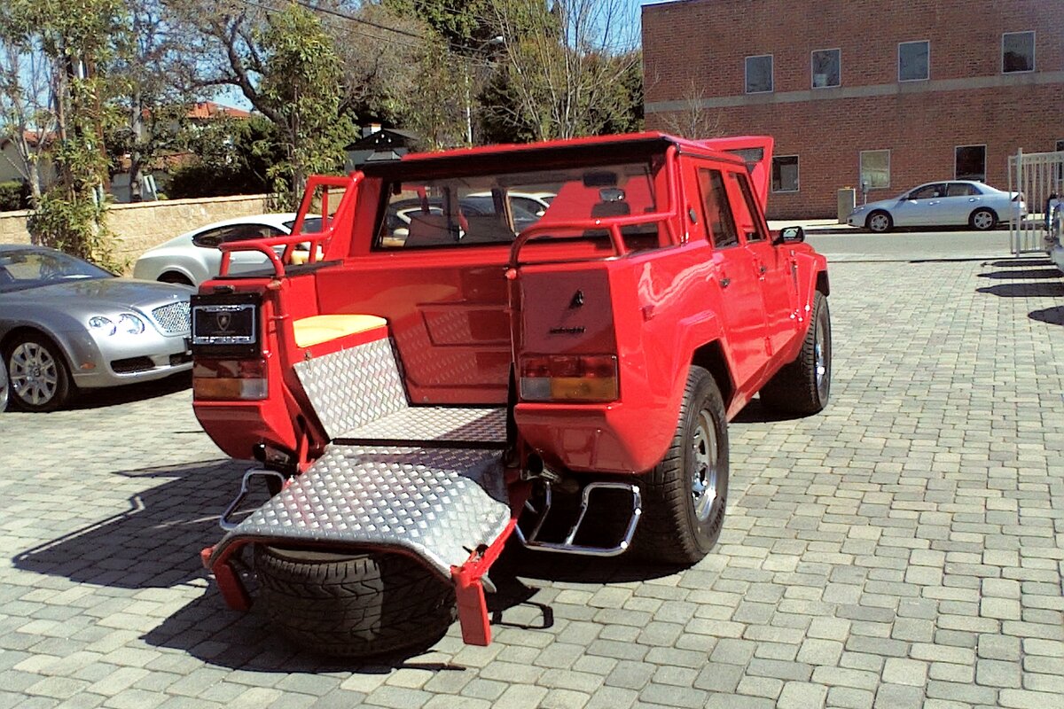 Джип Ламборгини 1996